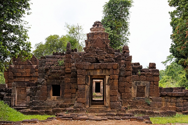 26-Prasat Ta Muen Toch-012